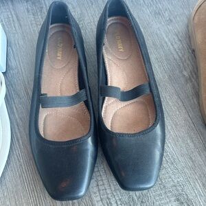 Old Navy Square Toe Flats